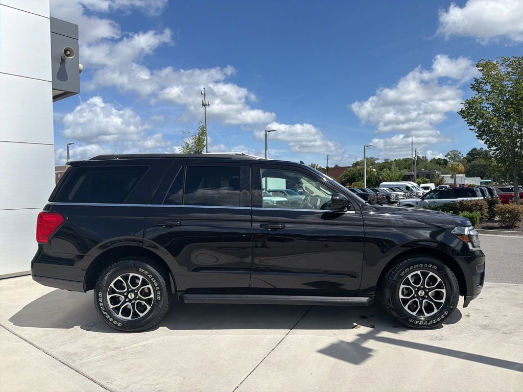 Certified 2024 Ford Expedition XLT RWD image 13