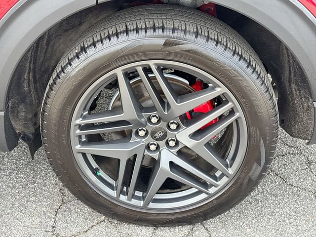 Certified 2025 Ford Explorer ST image 14