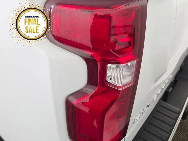 Used 2022 Chevrolet Silverado 3500 High Country w/ Z71 Off-Road Package image 13
