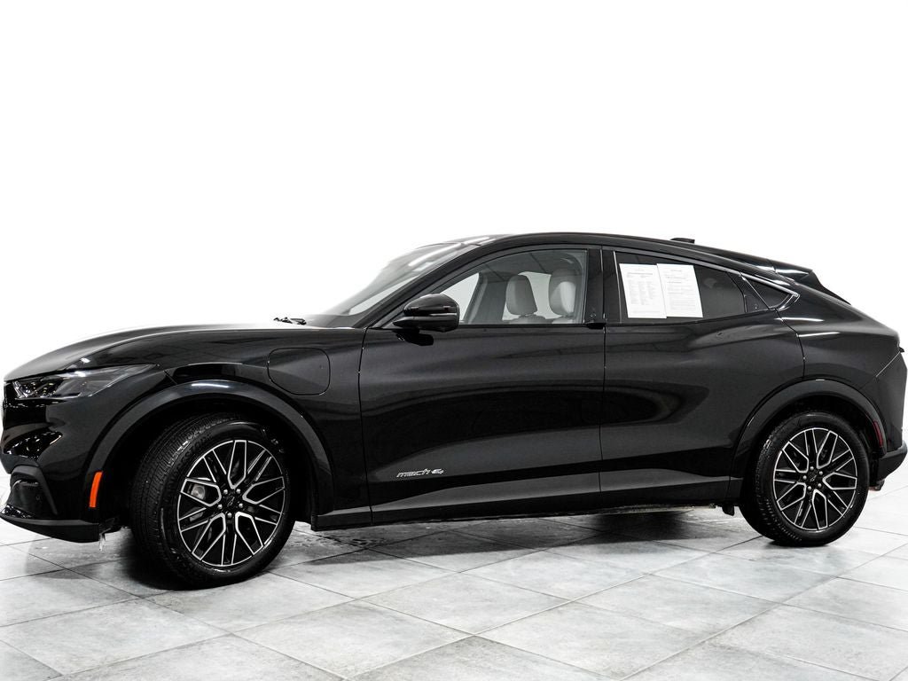Certified 2025 Ford Mustang Mach-E Premium AWD/4WD image 4