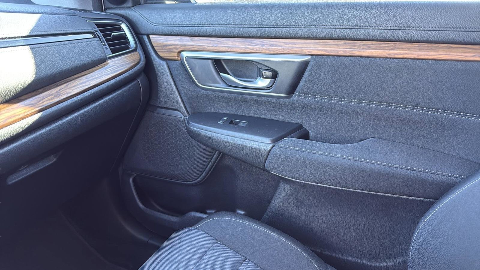 Used 2022 Honda CR-V EX image 22