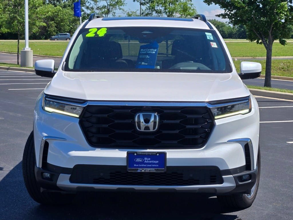 Used 2024 Honda Pilot Elite image 3