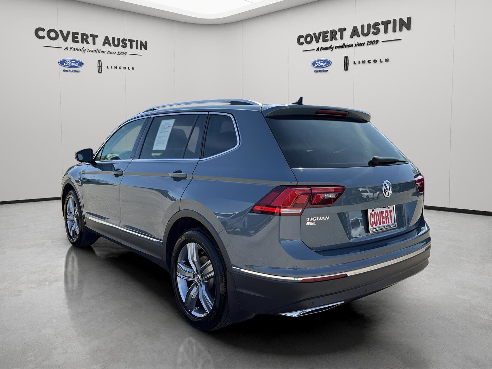 Used 2021 Volkswagen Tiguan SEL w/ 3-Row Tiguan MDO Package image 4