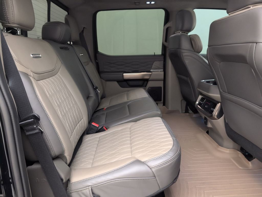 Certified 2025 Ford F450 Platinum w/ Platinum Plus Package image 12