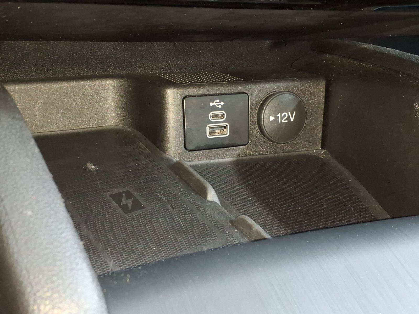 Certified 2024 Ford Escape Platinum AWD/4WD image 25
