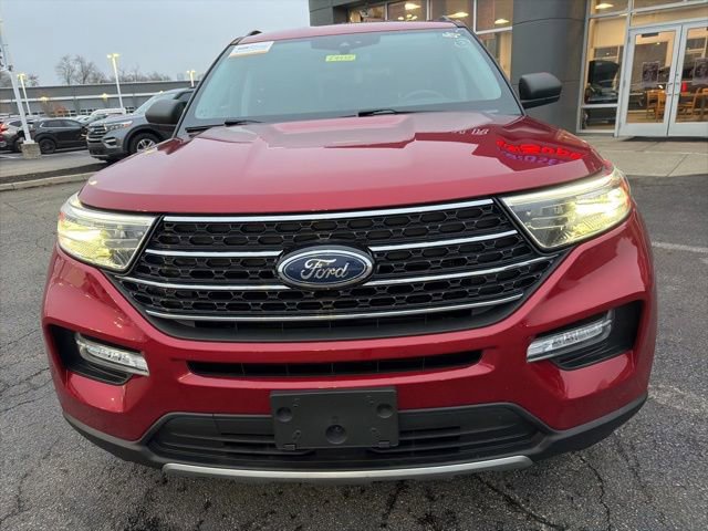 Certified 2021 Ford Explorer XLT w/ Equipment Group 202A image 6