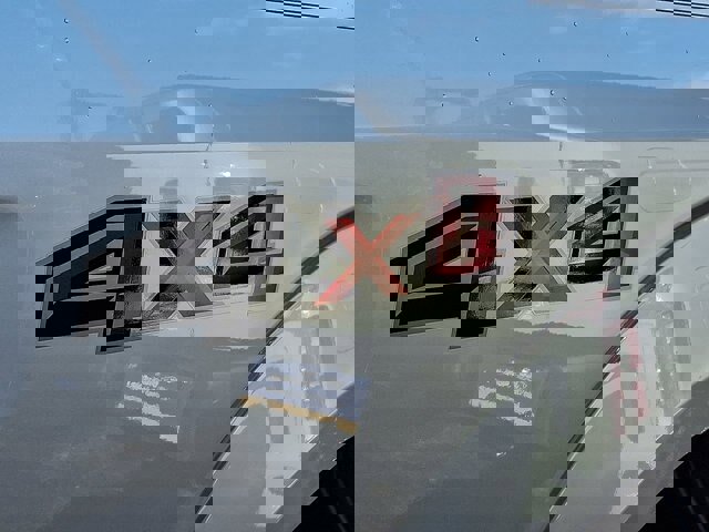 Certified 2018 Ford F150 XLT w/ Equipment Group 302A Luxury image 31