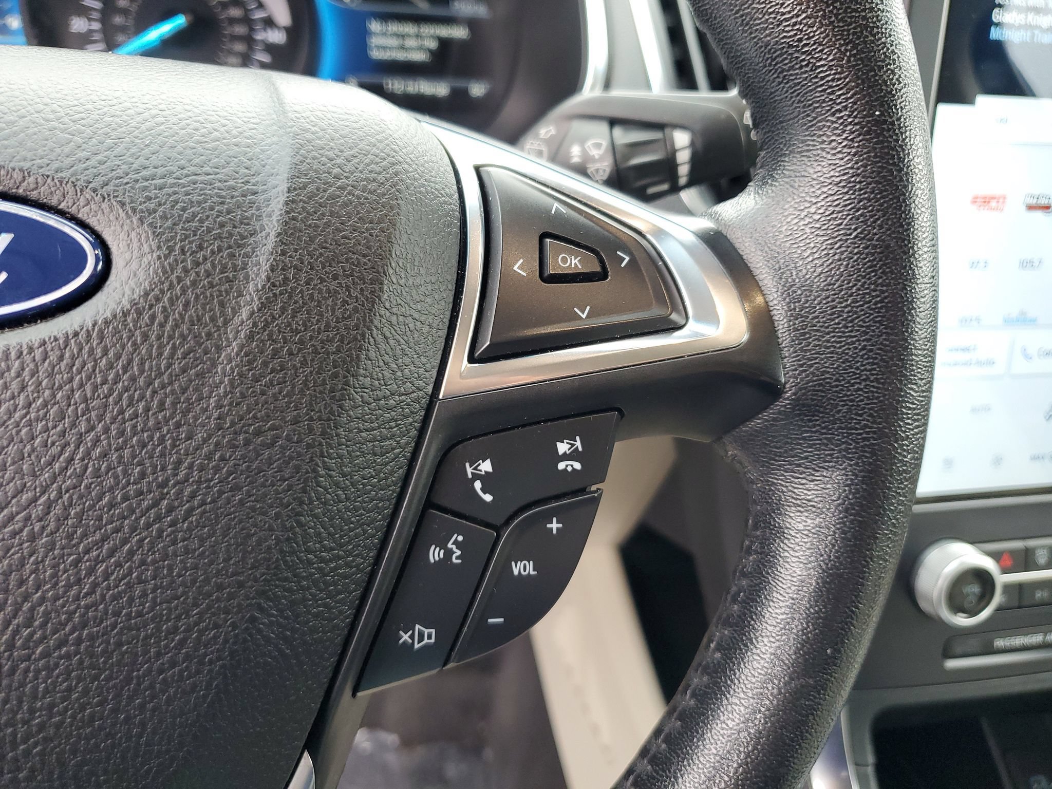 Certified 2021 Ford Edge Titanium AWD/4WD image 21