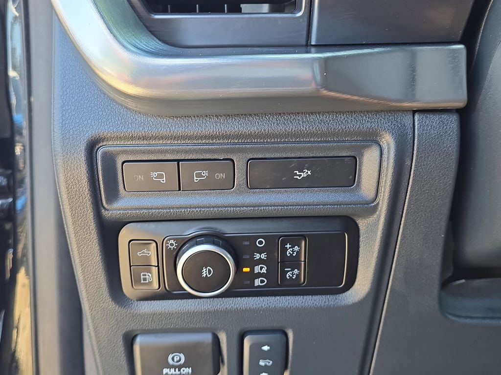 Certified 2023 Ford F150 Lariat w/ Equipment Group 502A High image 29