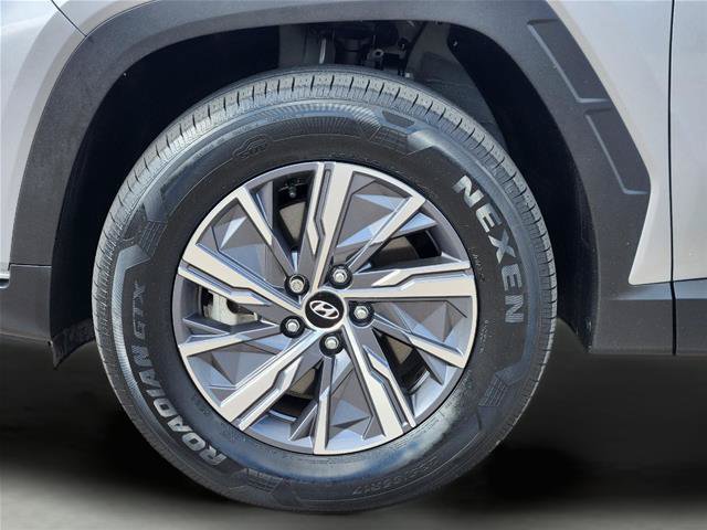 Used 2022 Hyundai Tucson Blue w/ Cargo Package AWD/4WD image 9