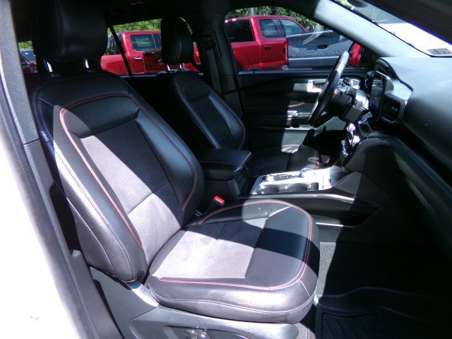 Certified 2023 Ford Explorer ST-Line w/ Class IV Trailer Tow Package AWD/4WD image 11