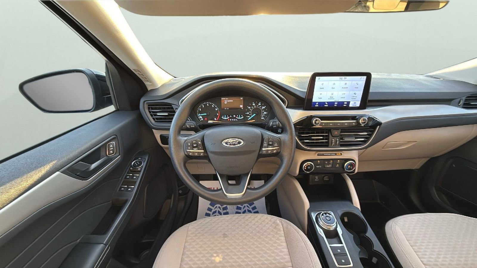 Certified 2022 Ford Escape SE w/ SE Sport Appearance Package image 13