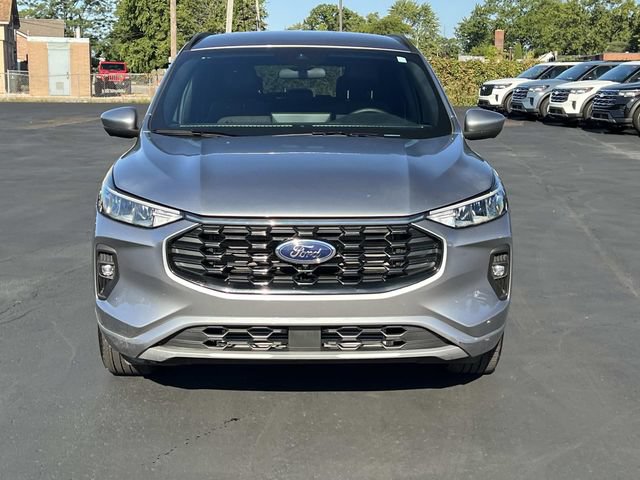 Certified 2024 Ford Escape ST-Line Select w/ Tech Pack #2 AWD/4WD image 8
