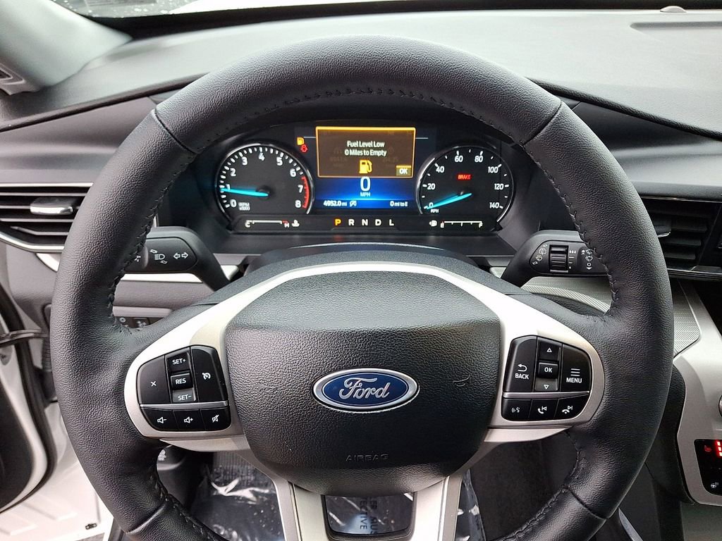 Certified 2024 Ford Explorer XLT w/ Equipment Group 202A image 19
