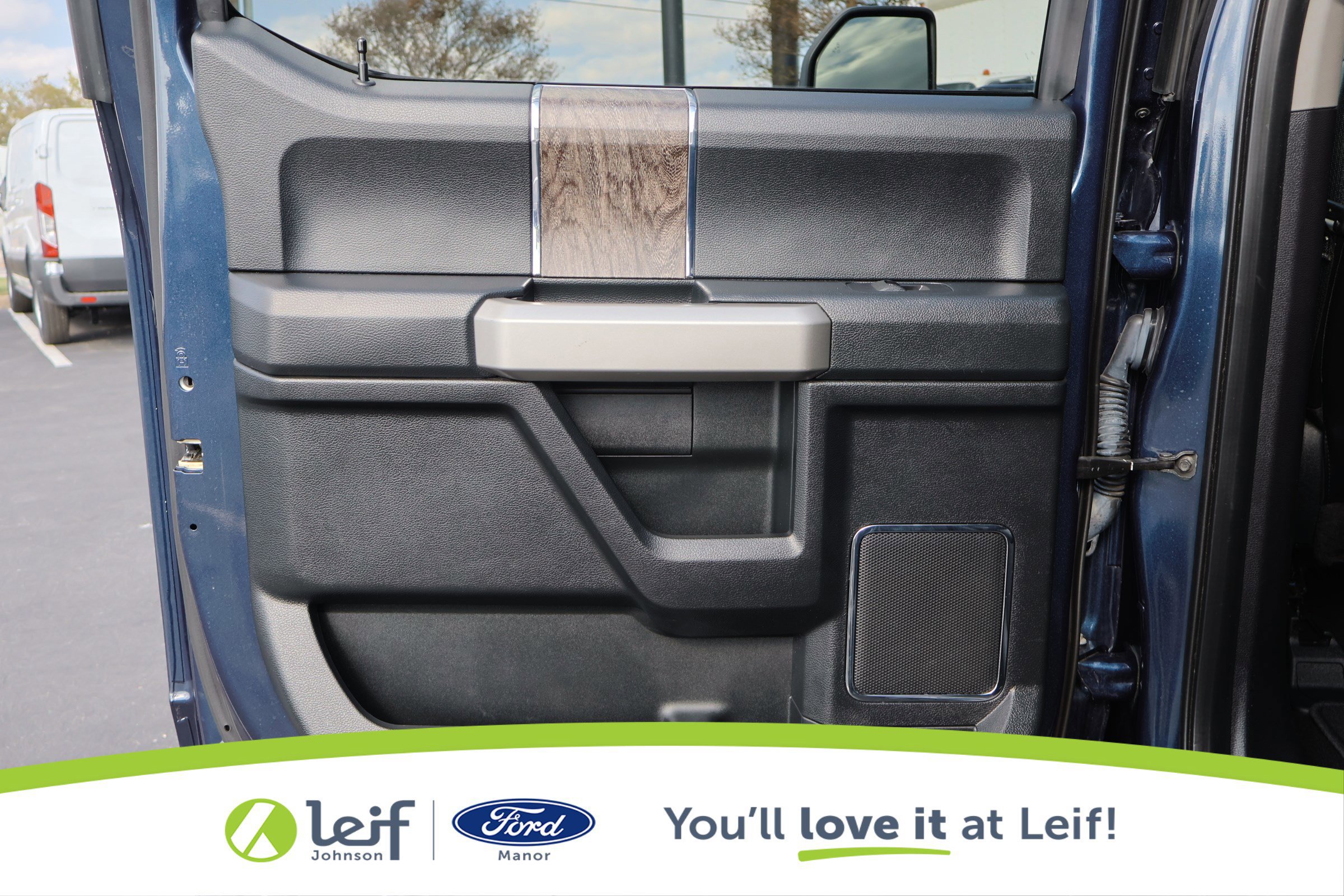 Certified 2019 Ford F250 Lariat w/ Lariat Value Package image 27