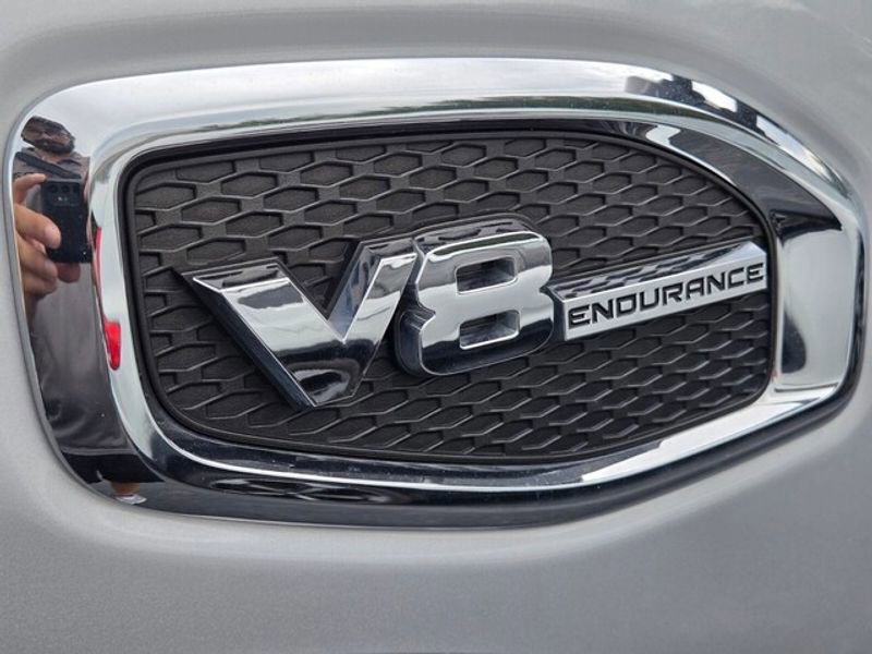 Used 2019 Nissan Titan PRO-4X w/ Pro-4x Convenience Package image 5