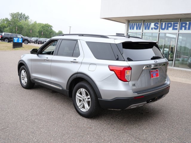 Certified 2022 Ford Explorer XLT w/ Equipment Group 202A AWD/4WD image 7