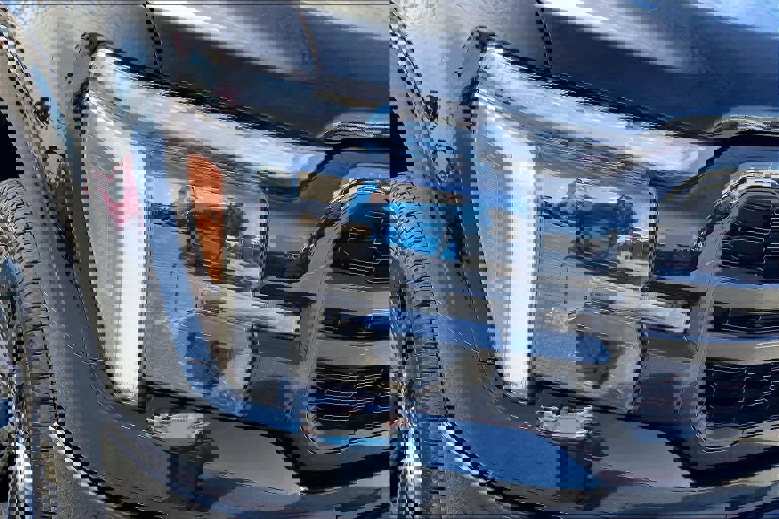 Certified 2024 Ford F150 Lariat w/ Equipment Group 502A High image 28