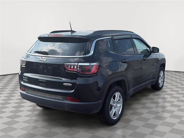 Used 2022 Jeep Compass Latitude w/ Convenience Group AWD/4WD image 27