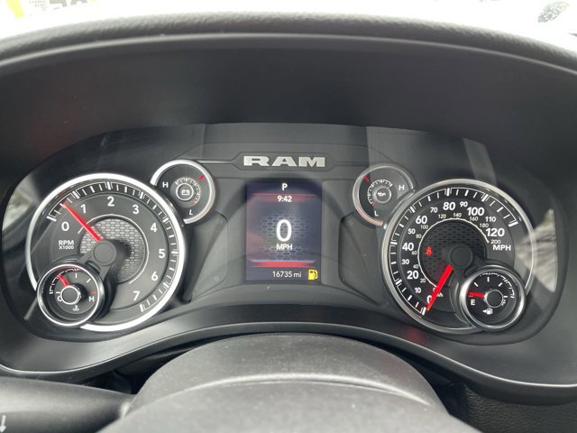 Used 2025 RAM 1500 Big Horn AWD/4WD image 8