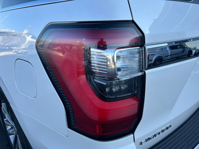 Certified 2018 Ford Expedition Limited w/ Equipment Group 301A image 27