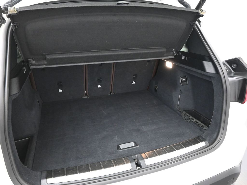 Used 2017 BMW X1 xDrive28i image 9