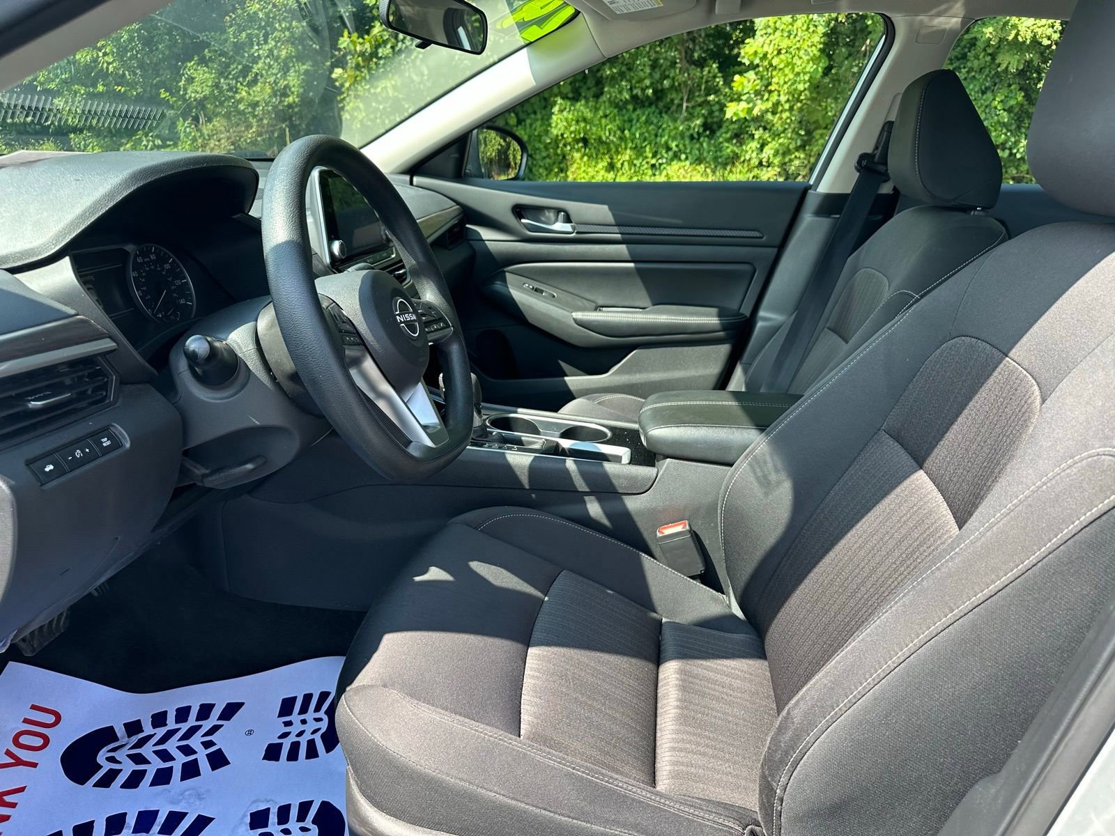 Used 2024 Nissan Altima 2.5 SV image 12