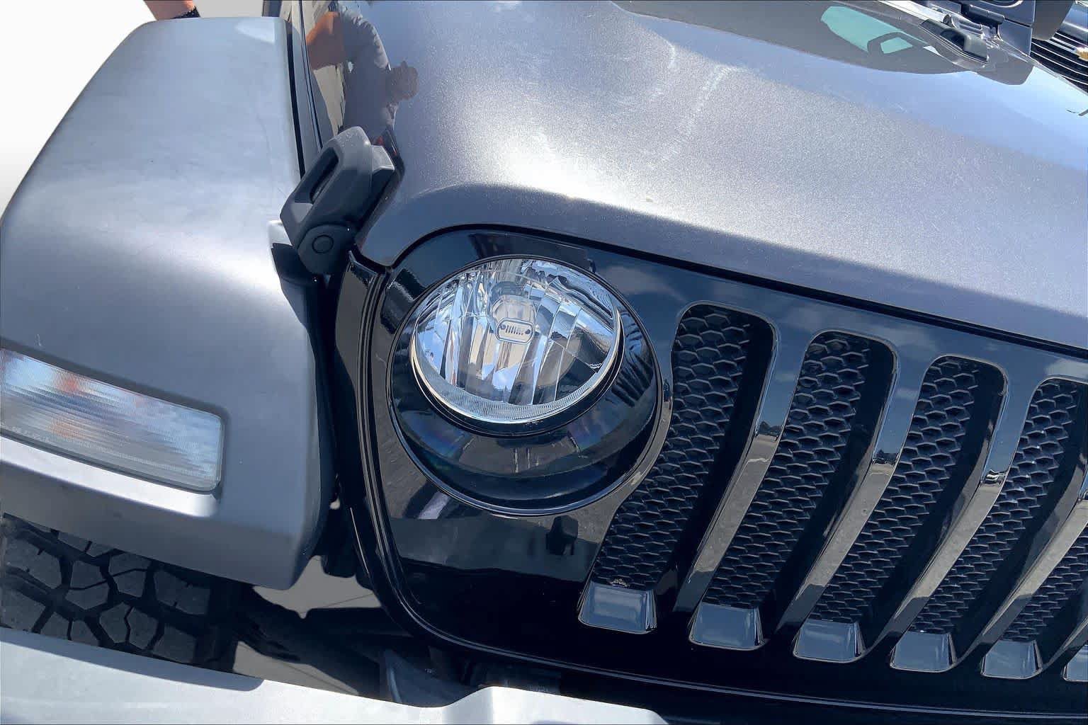 Used 2022 Jeep Wrangler Sport AWD/4WD image 27