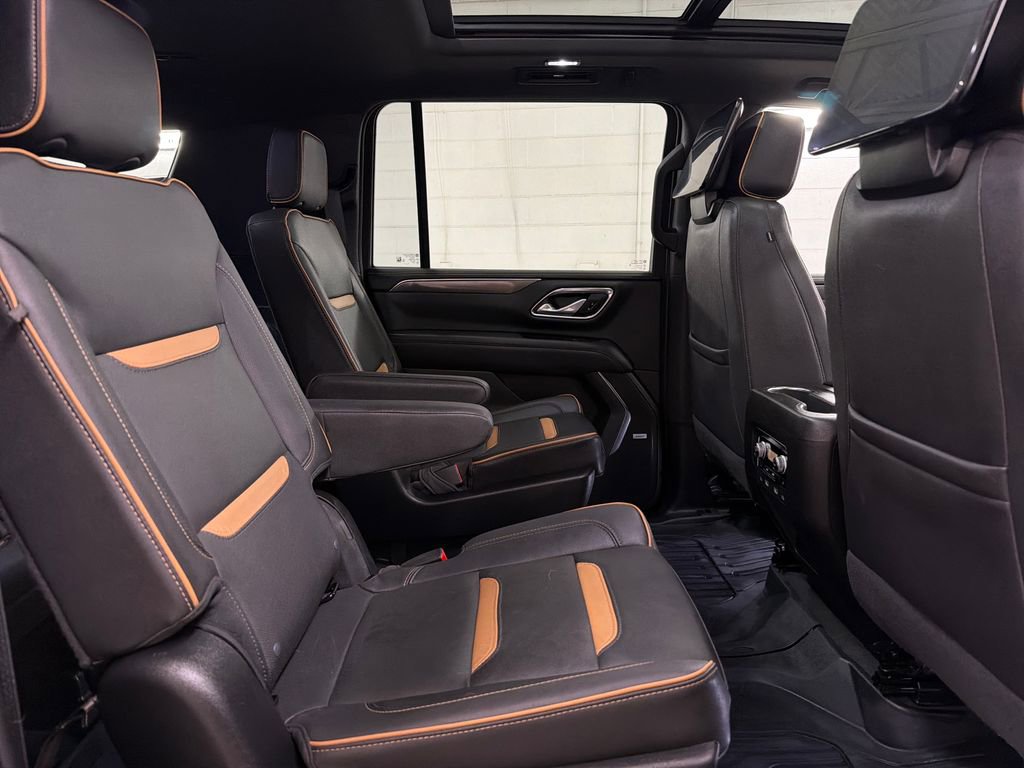 Used 2023 GMC Yukon XL AT4 w/ Max Trailering Package AWD/4WD image 32