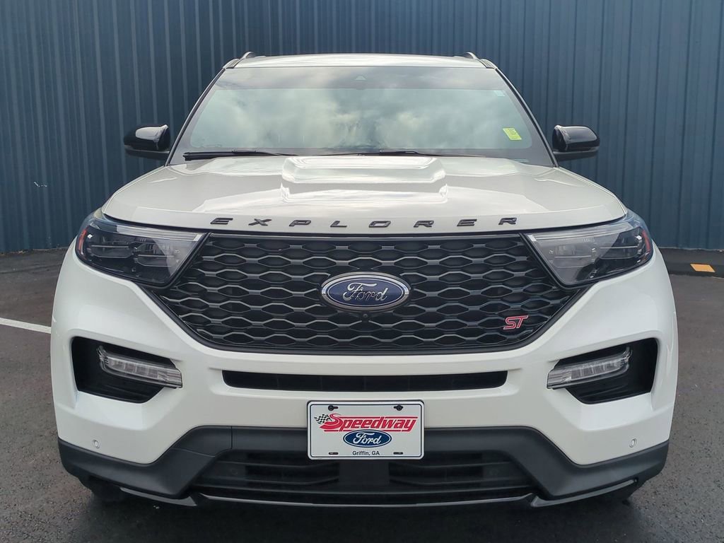 Certified 2022 Ford Explorer ST w/ Equipment Group 401A image 9