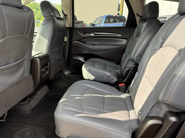 Used 2019 Buick Enclave Essence FWD image 19