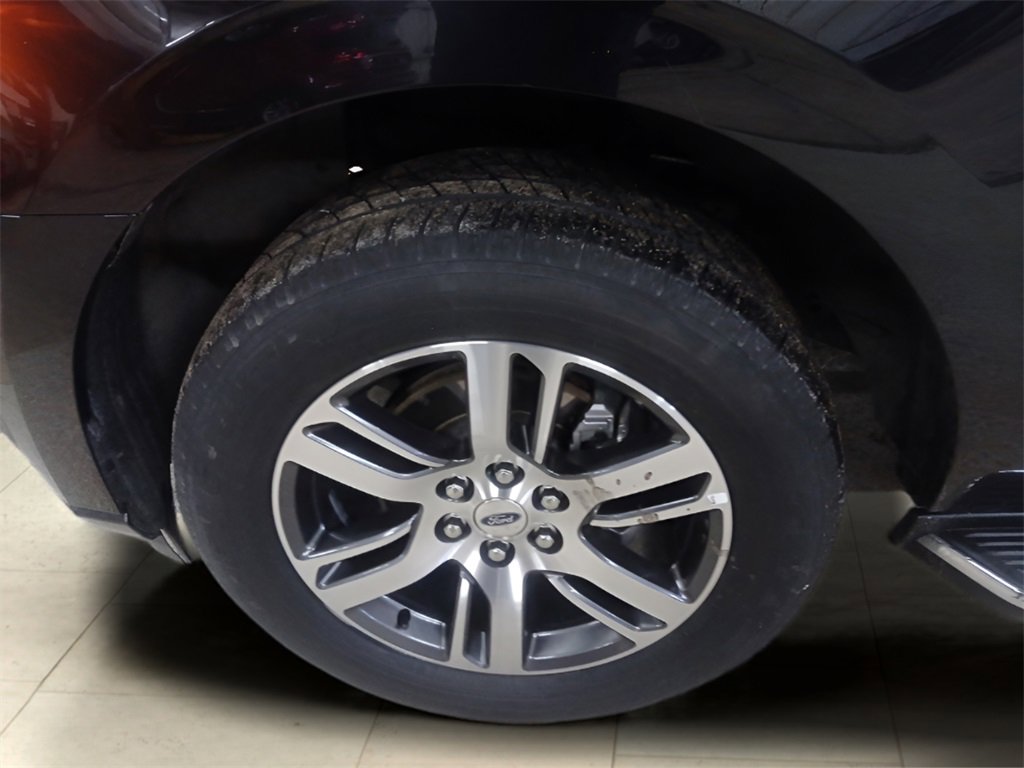 Certified 2022 Ford Expedition Limited image 11