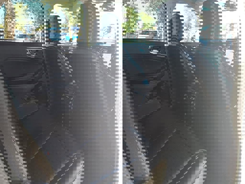 Certified 2024 Ford Edge SEL w/ Convenience Package image 13