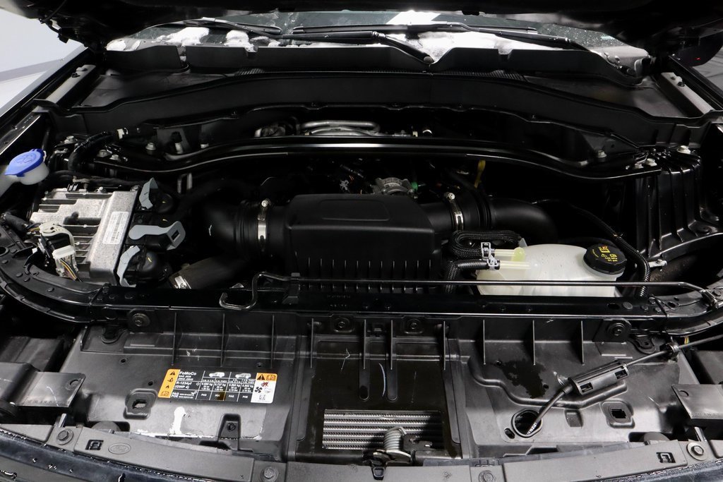 Certified 2025 Ford Explorer ST image 17
