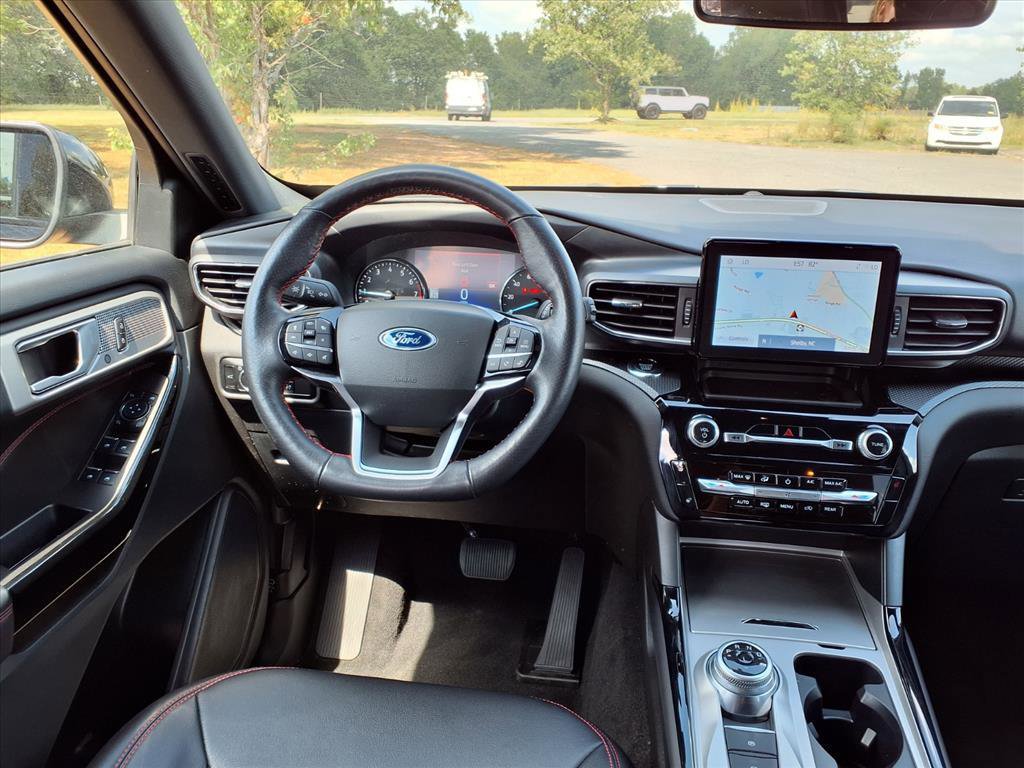 Certified 2023 Ford Explorer ST-Line w/ Class IV Trailer Tow Package image 28