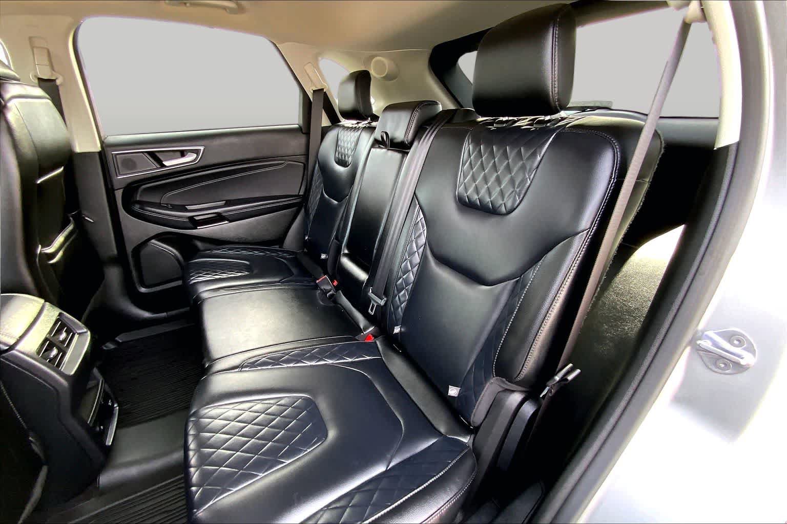 Certified 2023 Ford Edge Titanium AWD/4WD image 19