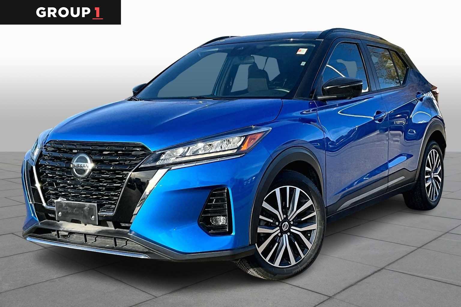 Used 2021 Nissan Kicks SR image 1