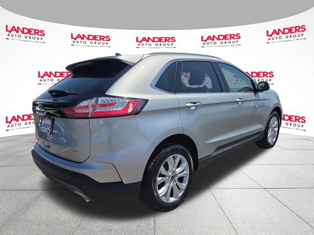 Certified 2022 Ford Edge Titanium image 3