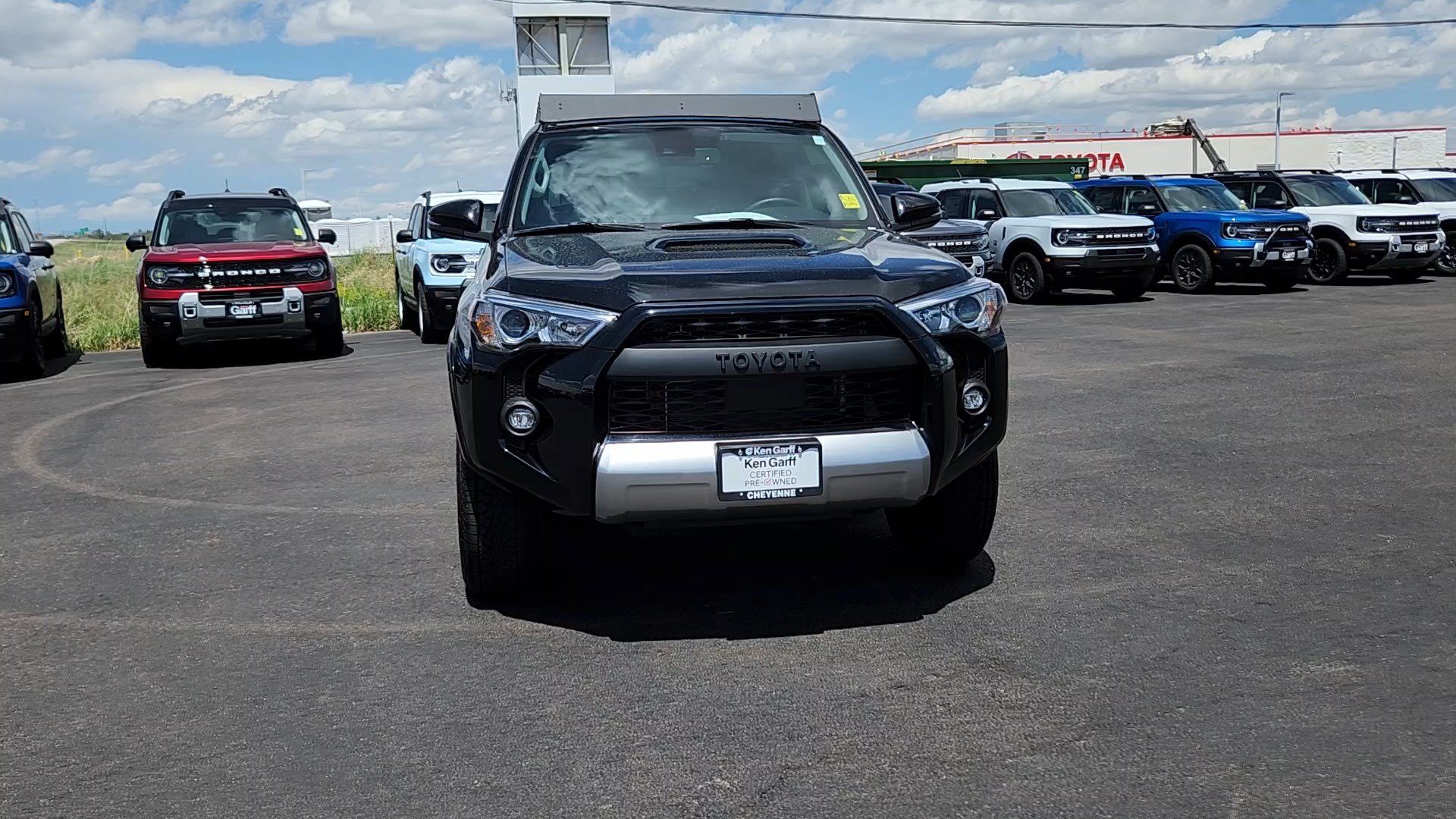 Used 2024 Toyota 4Runner TRD Off-Road Premium AWD/4WD image 4