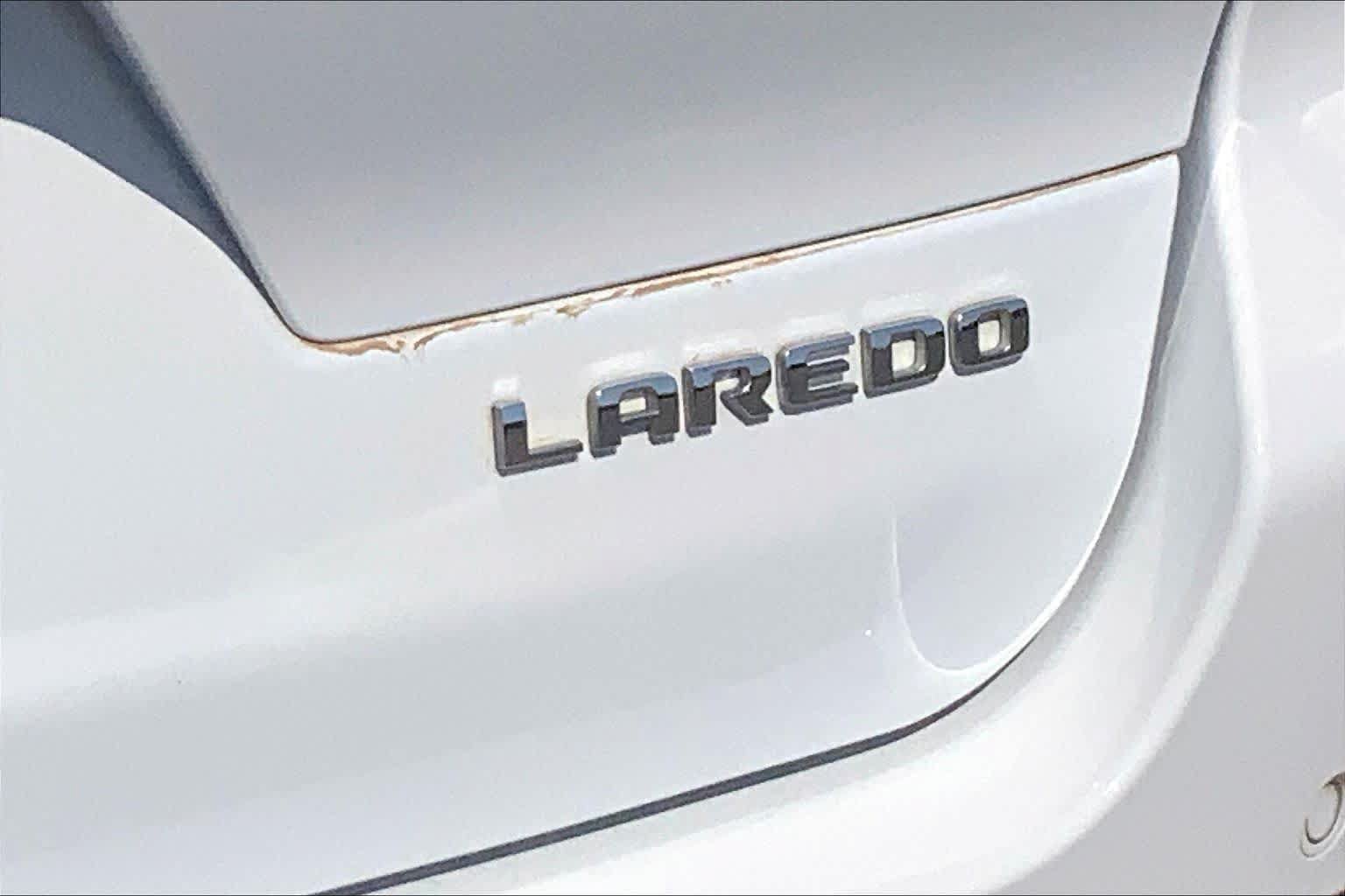 Used 2023 Jeep Grand Cherokee L Laredo RWD image 10