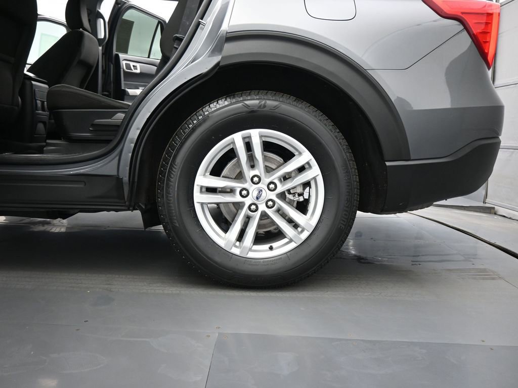 Certified 2022 Ford Explorer XLT image 24