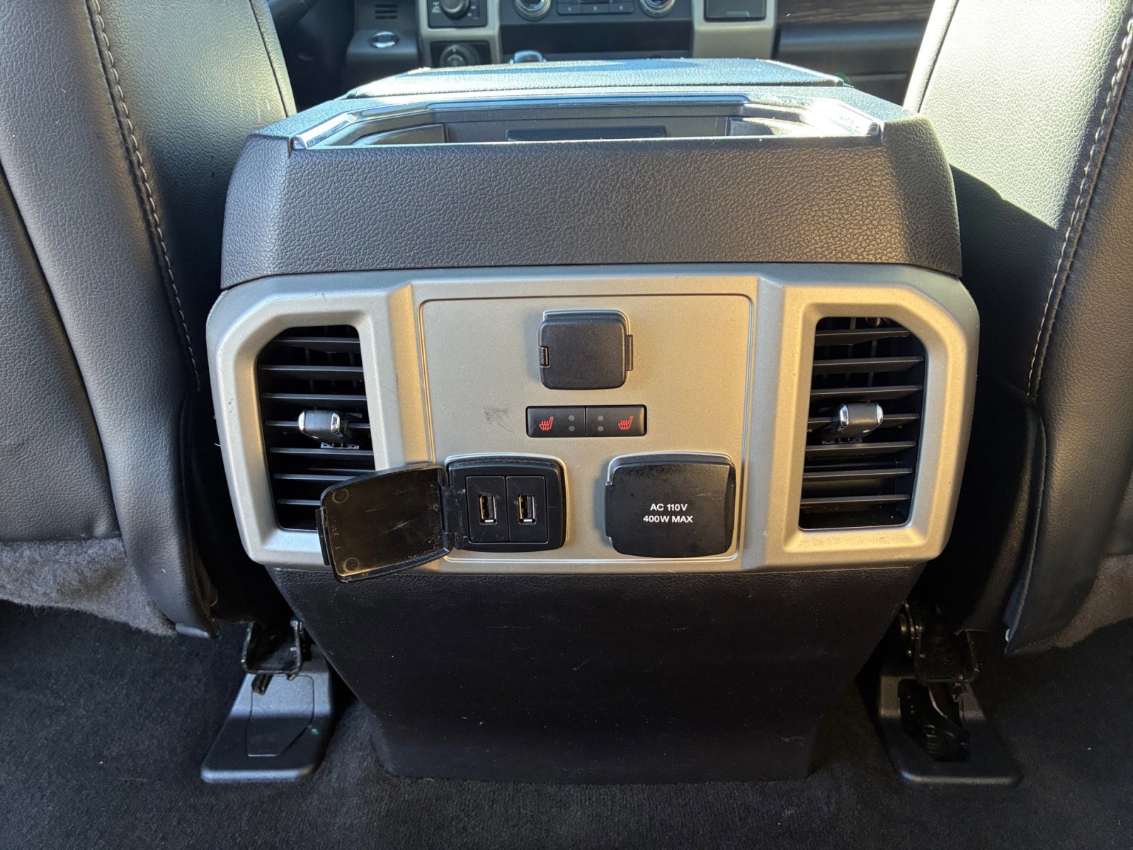 Certified 2019 Ford F150 Lariat w/ Equipment Group 502A Luxury image 32