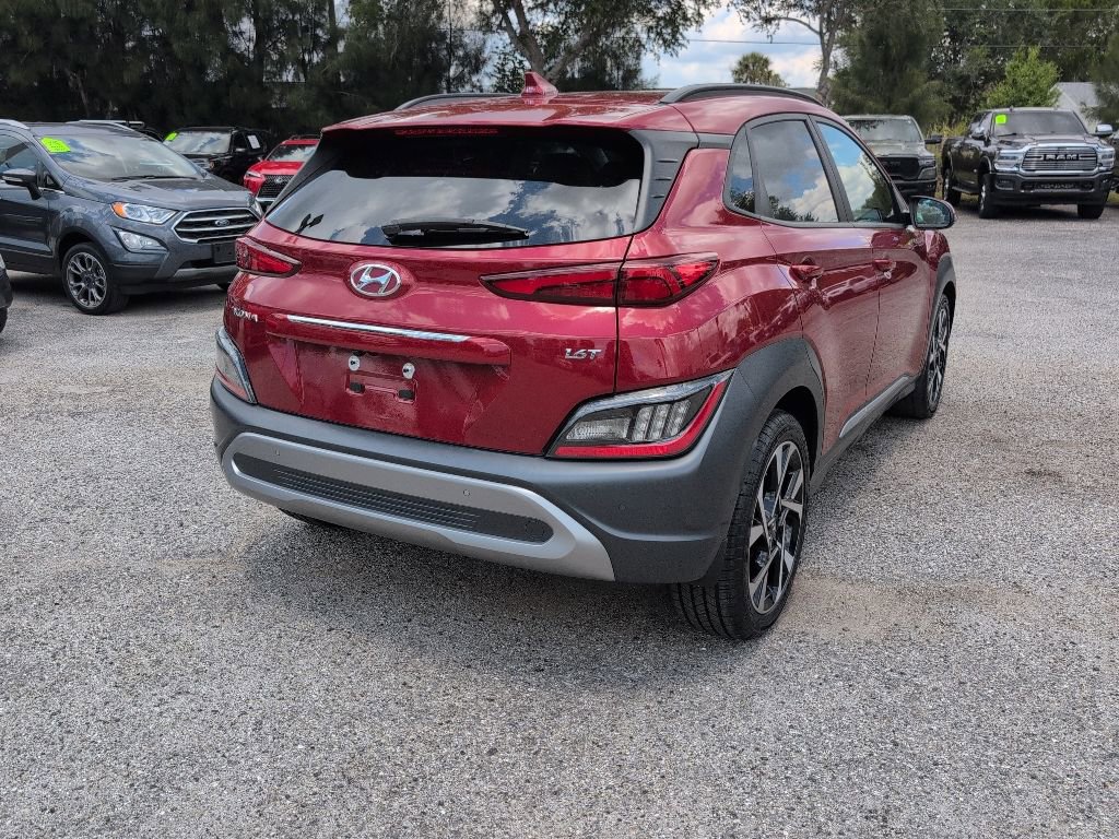 Used 2023 Hyundai Kona Limited FWD image 3