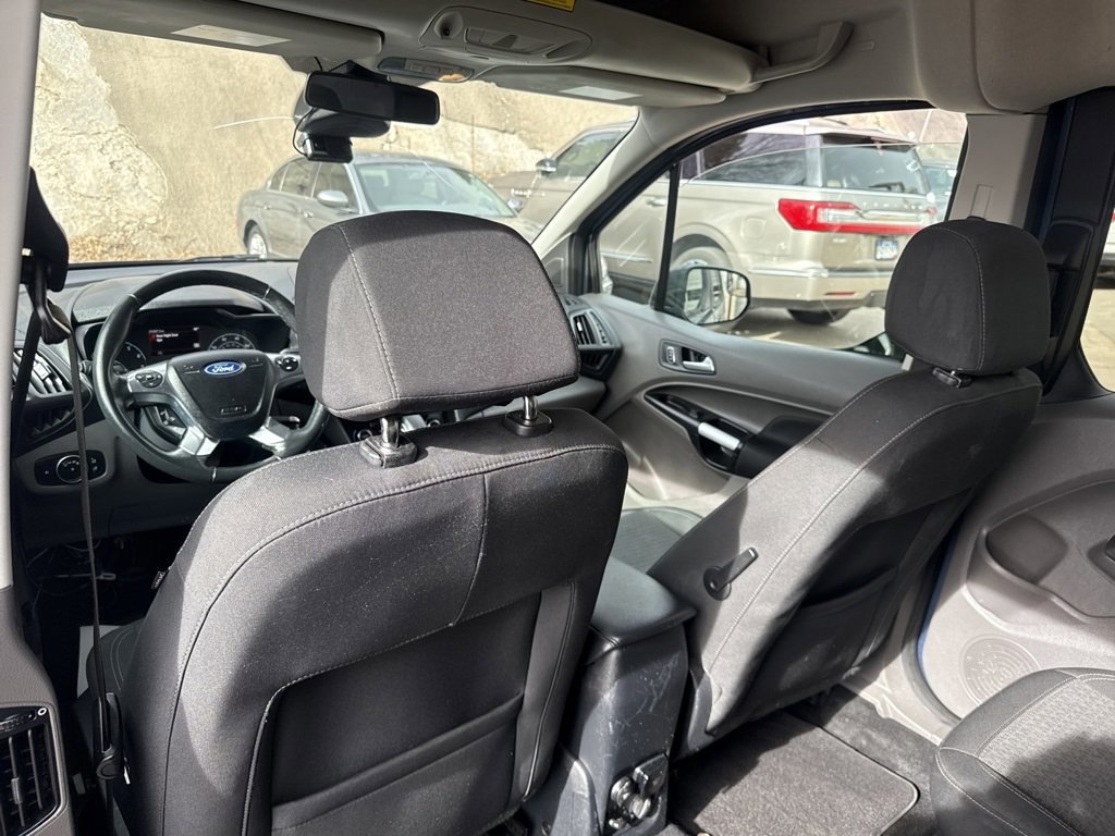 Certified 2022 Ford Transit Connect XLT image 19