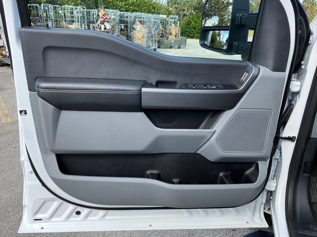 Certified 2025 Ford F250 XLT image 16