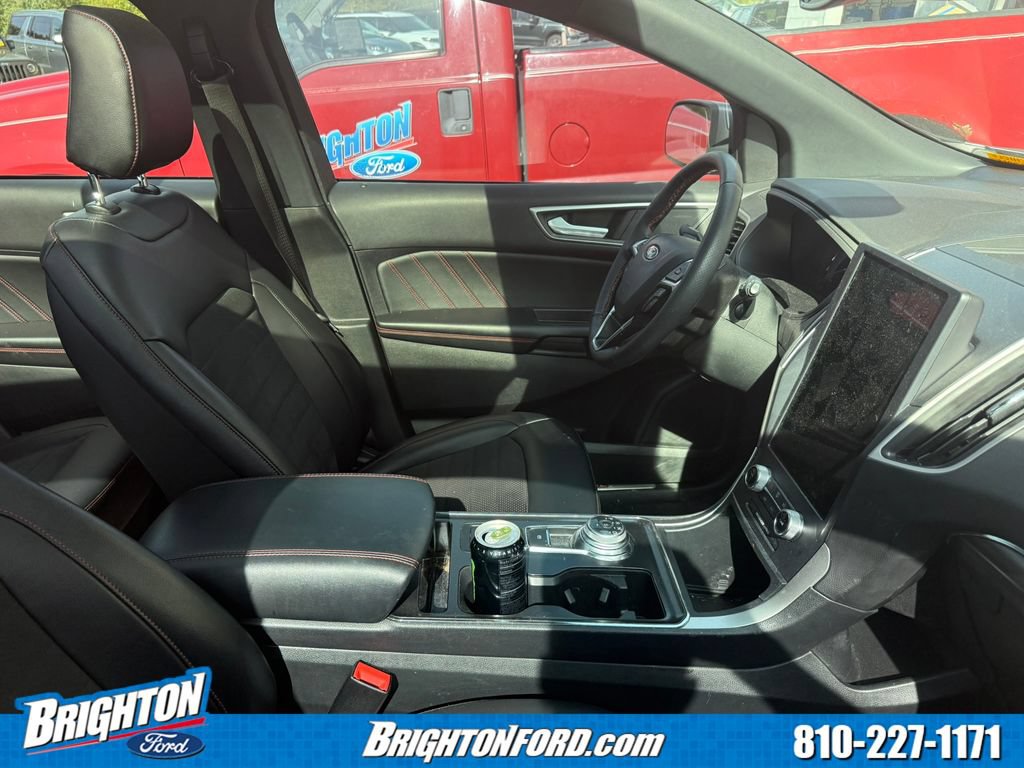 Certified 2024 Ford Edge ST-Line AWD/4WD image 8