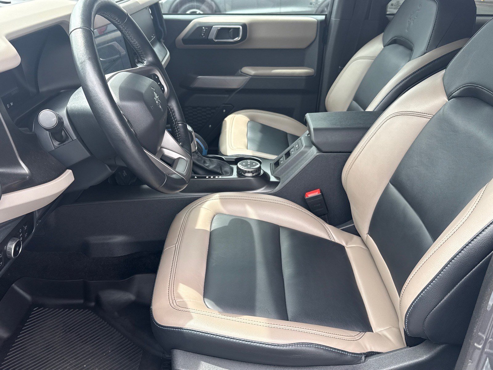 Certified 2023 Ford Bronco Wildtrak AWD/4WD image 15