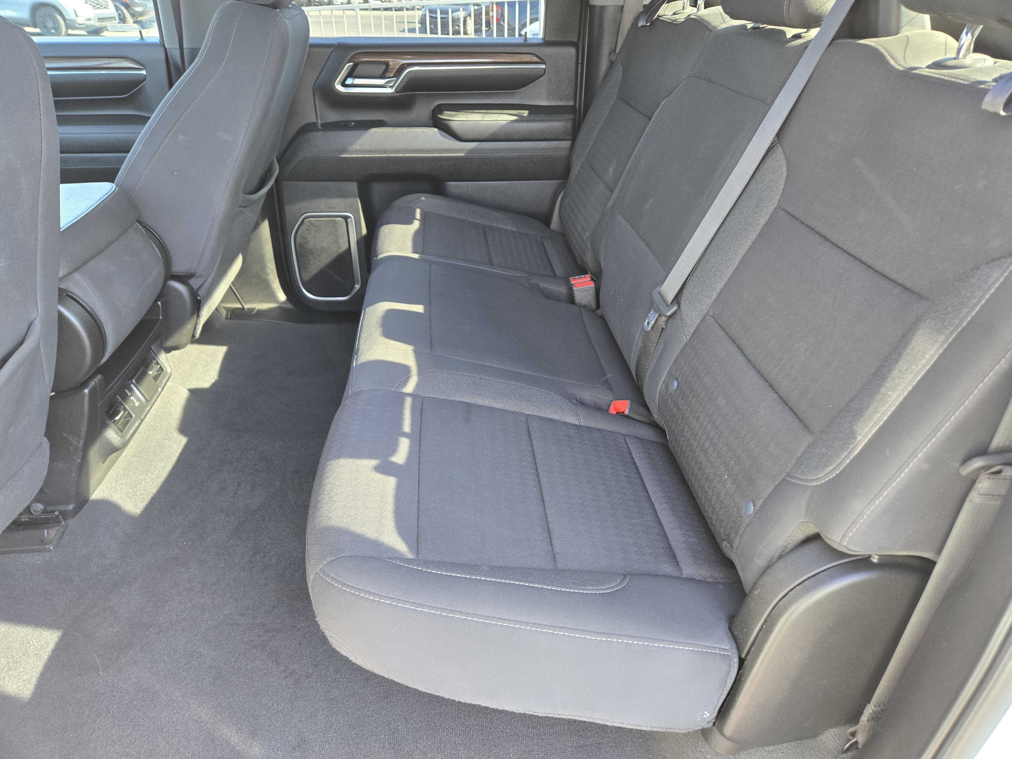 Used 2024 Chevrolet Silverado 2500 LT image 20