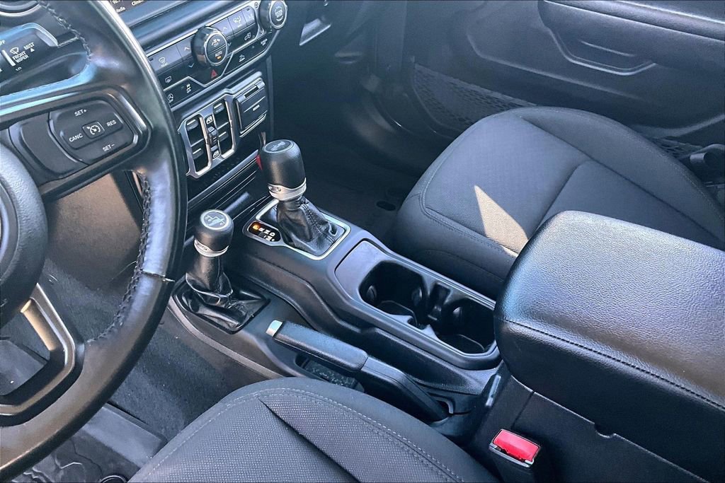 Used 2022 Jeep Wrangler Unlimited Sport image 15