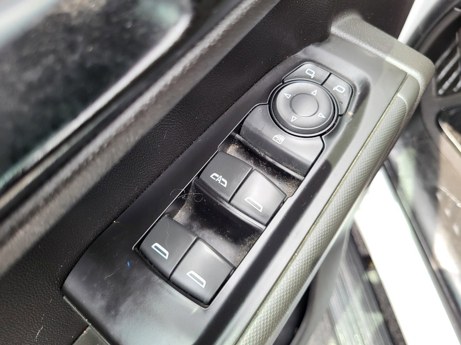 Used 2020 Chevrolet Silverado 1500 Custom w/ Infotainment Package image 18